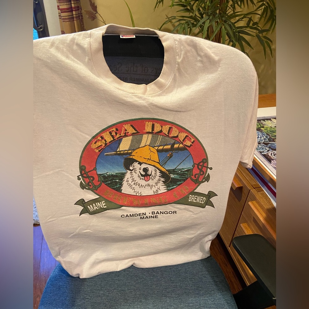 Sea Dog, Maine Brewed, M Large - ‘80s original tee in great condition